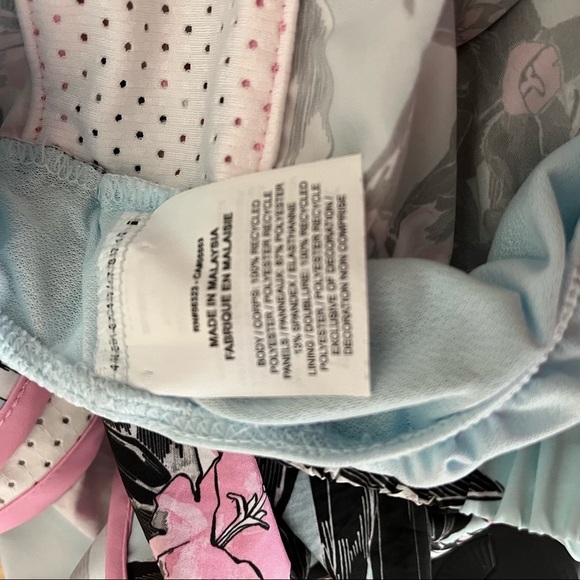 NIKE sz S Running Shorts Hyper Femme Floral Print Blue Pink - Picture 6 of 6